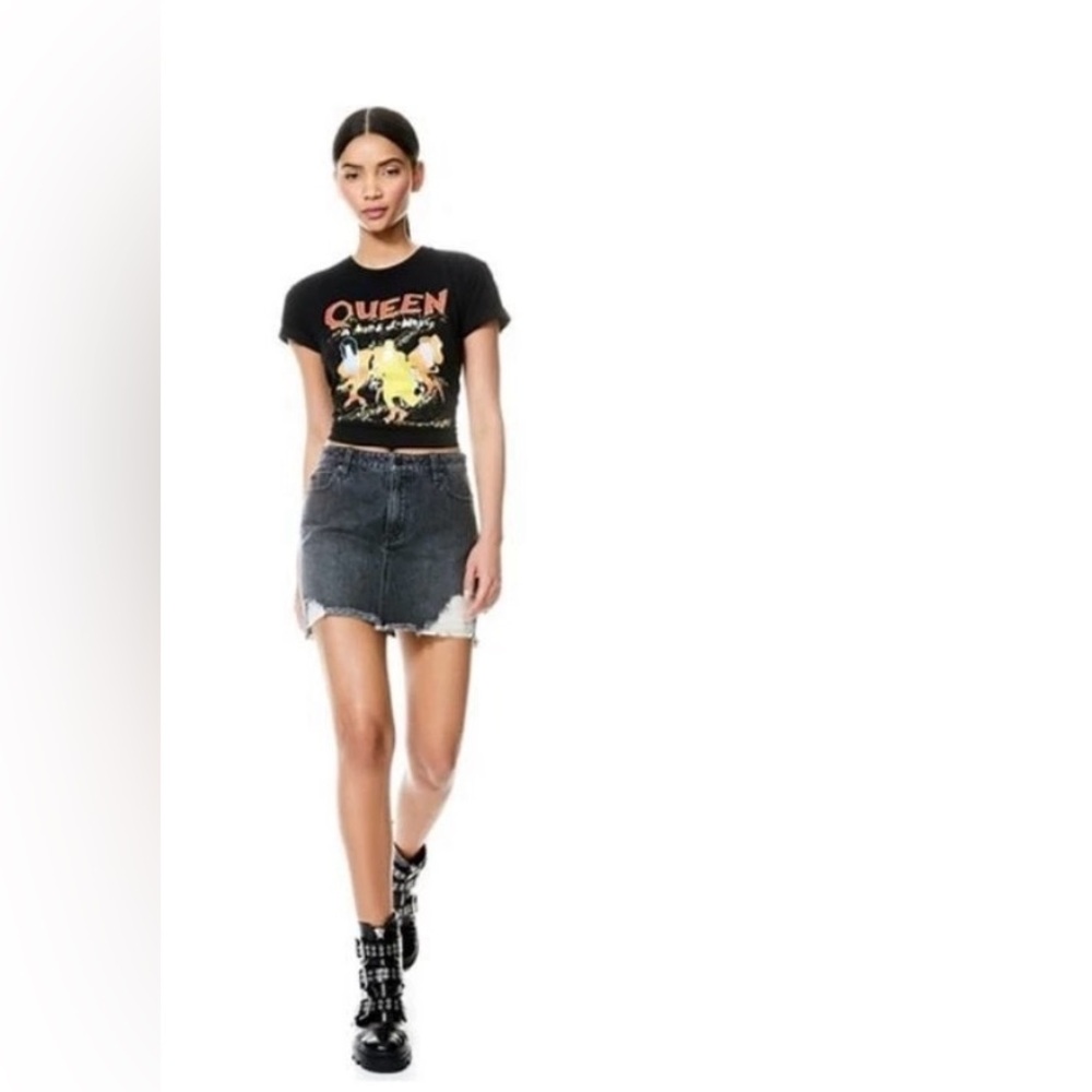 Alice + Olivia denim mini skirt. New with tags.